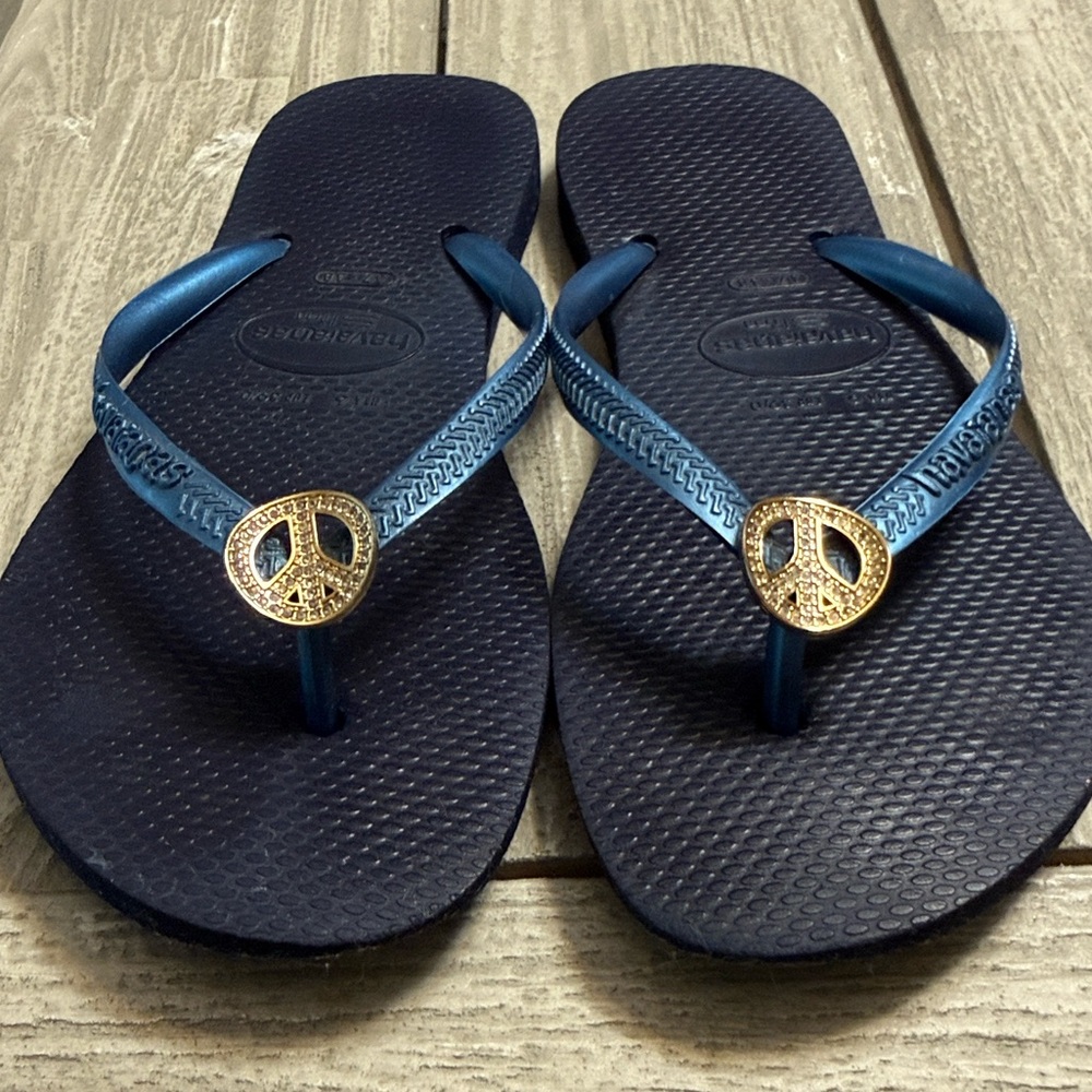 Havaianas Slim Peace sign Flip Flops 6
